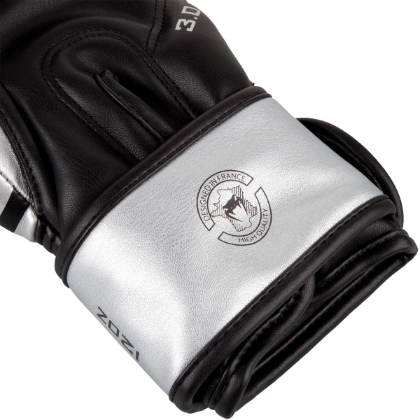 VENUM boxerské rukavice Challenger 3.0 černé stříbrné detail