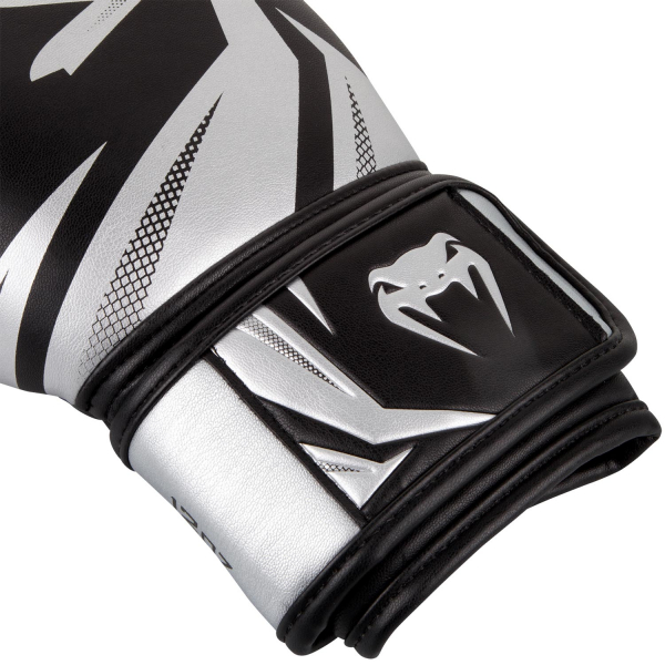 VENUM boxerské rukavice Challenger 3.0 černé stříbrné omotávka