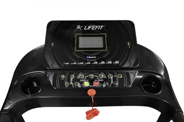 Běžecký pás LIFEFIT TM5250 displje