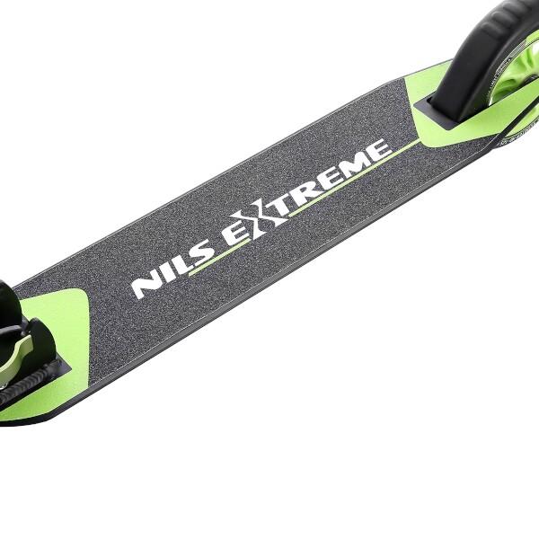 Koloběžka NILS Extreme HD125 nášlapná plocha