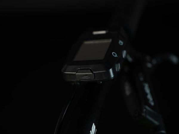 Crussis PAN-Largo 9.8 detail - LCD displej