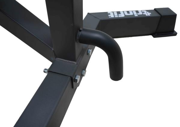 Posilovací lavice TRINFIT Bench L5 Pro detail nohou