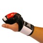 MMA rukavice Red Flame BAIL hand 1