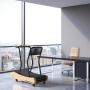 Běžecký pás WALKOLUTION MTD900R 77 a 110 cm s integrovaným stolem  lifestyle v kanceláři