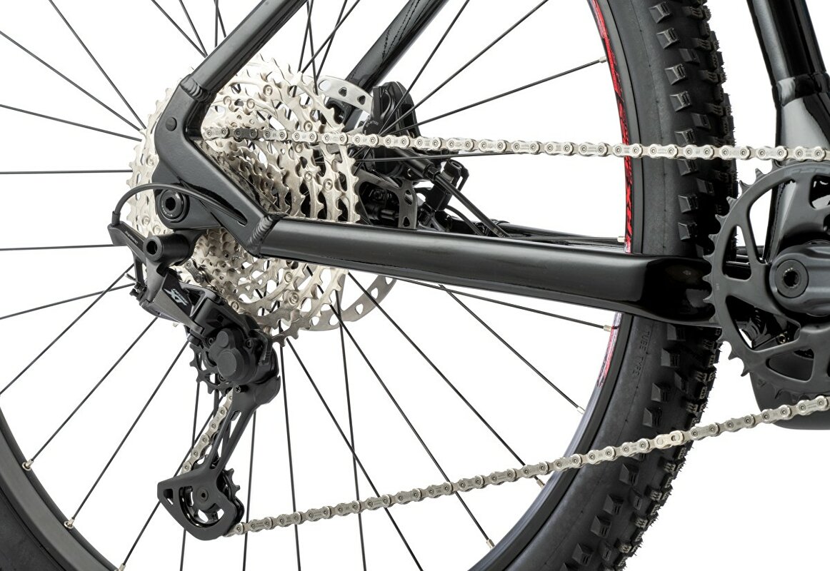 APACHE Hupahu 3 Bosch CX Shimano XT