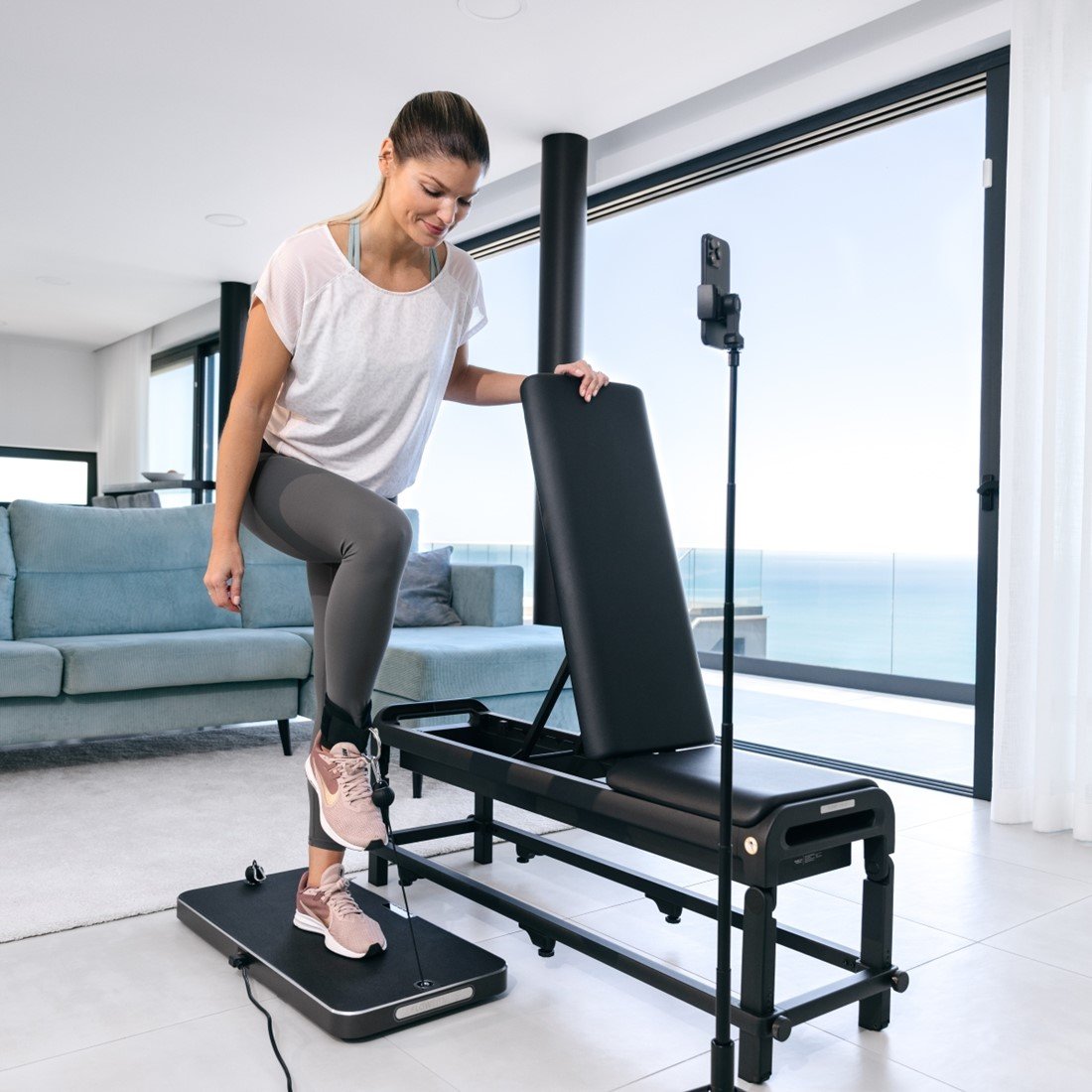 Smart Home Gym Flow Fitness Perform DSG100i 60 kg s lavičkou