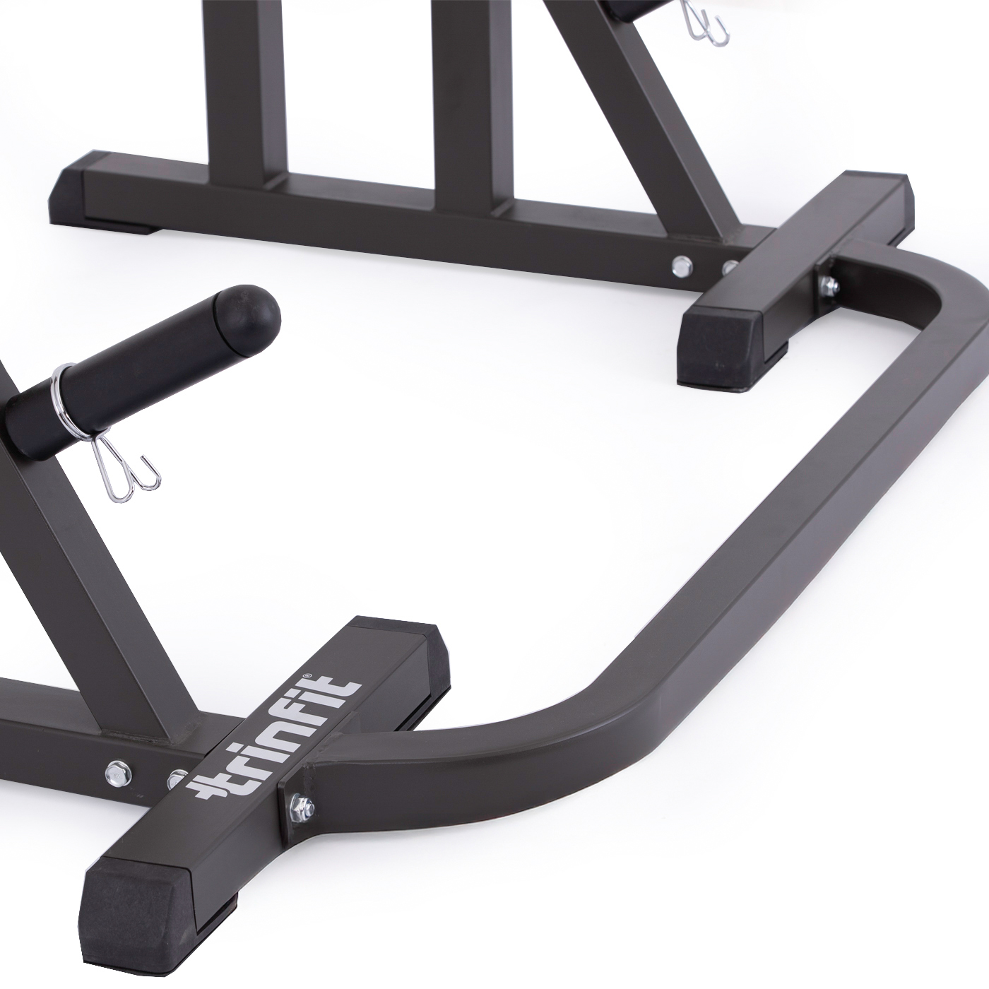 Spodní příčník pro TRINFIT Rack HX4 na stojanech detail