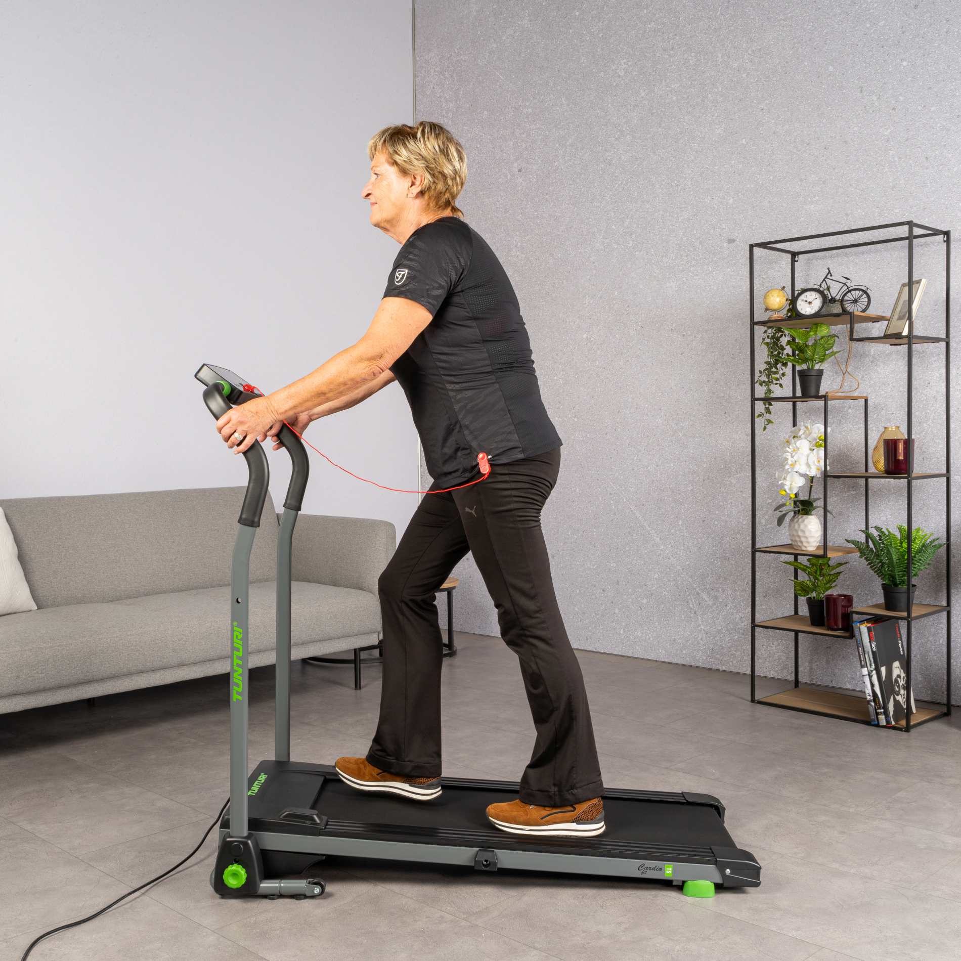TUNTURI CARDIO FIT T5 chůze s madly z boku