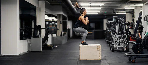 Plyo box dřevěný
